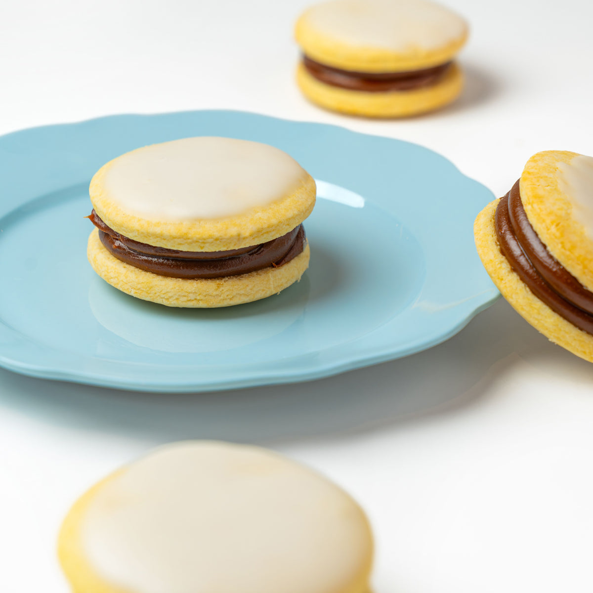 Guava & Dulce de Leche Alfajores