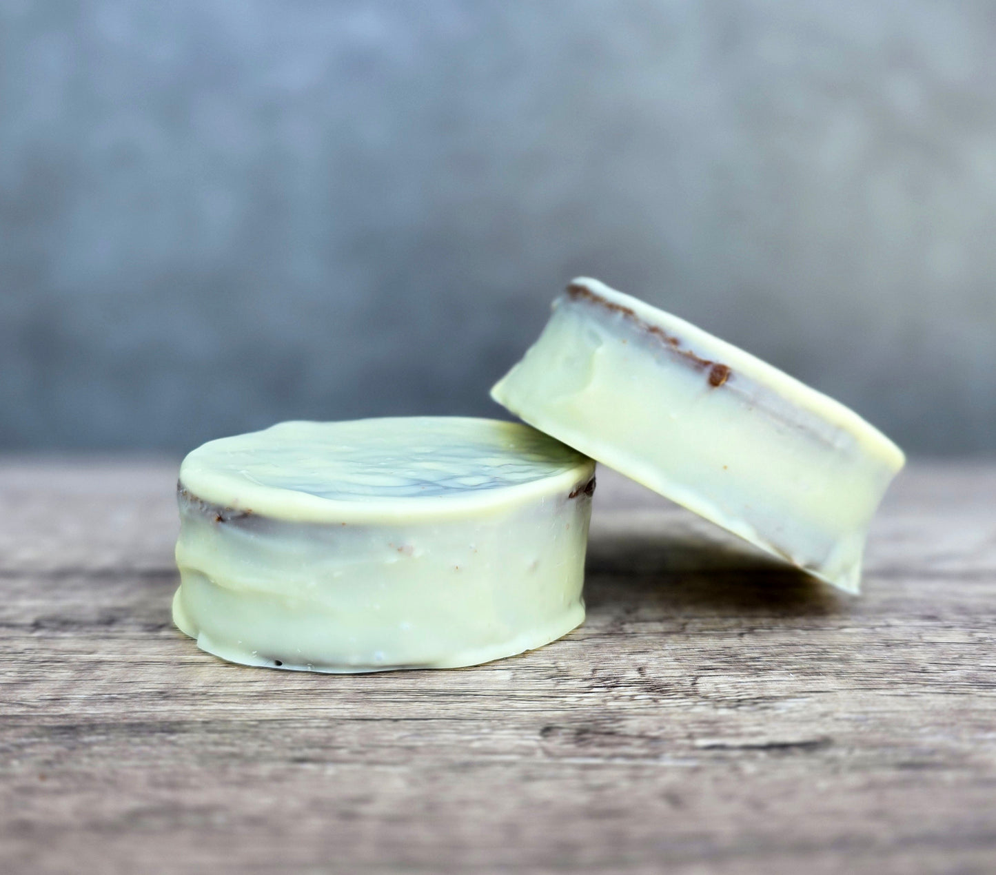 White Chocolate Alfajores